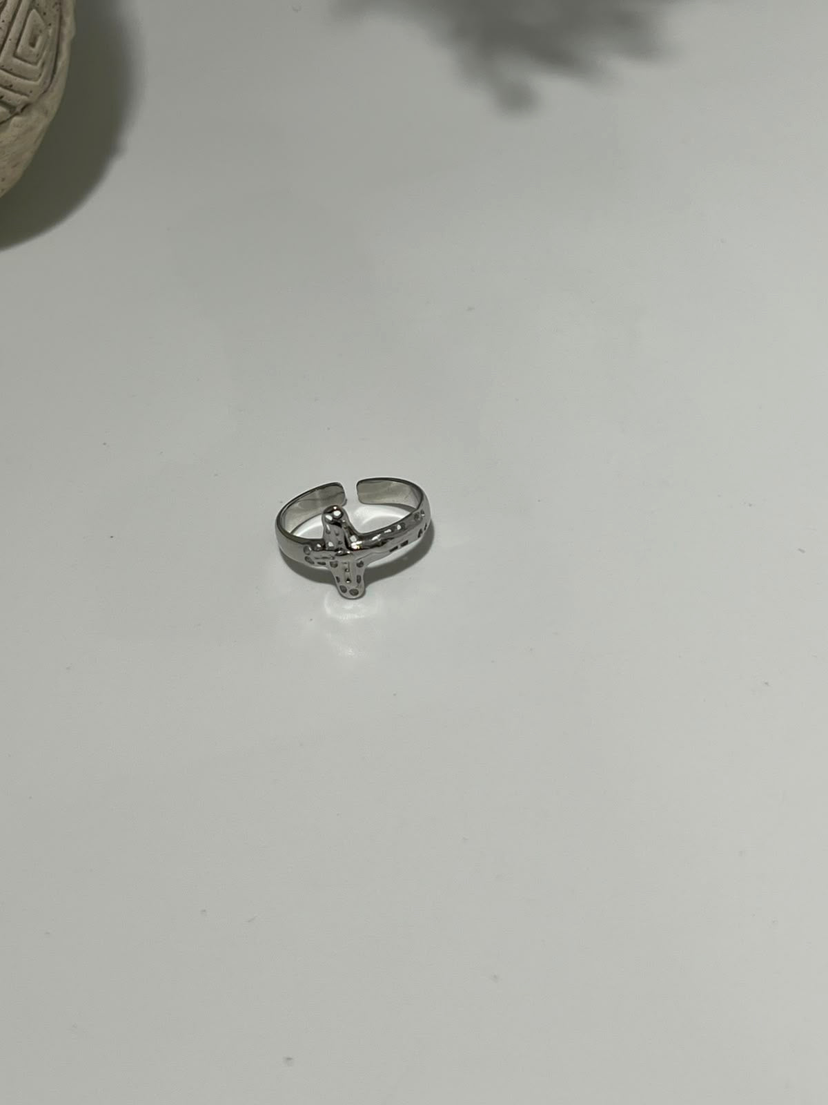 Anillo Cruz Ajustable