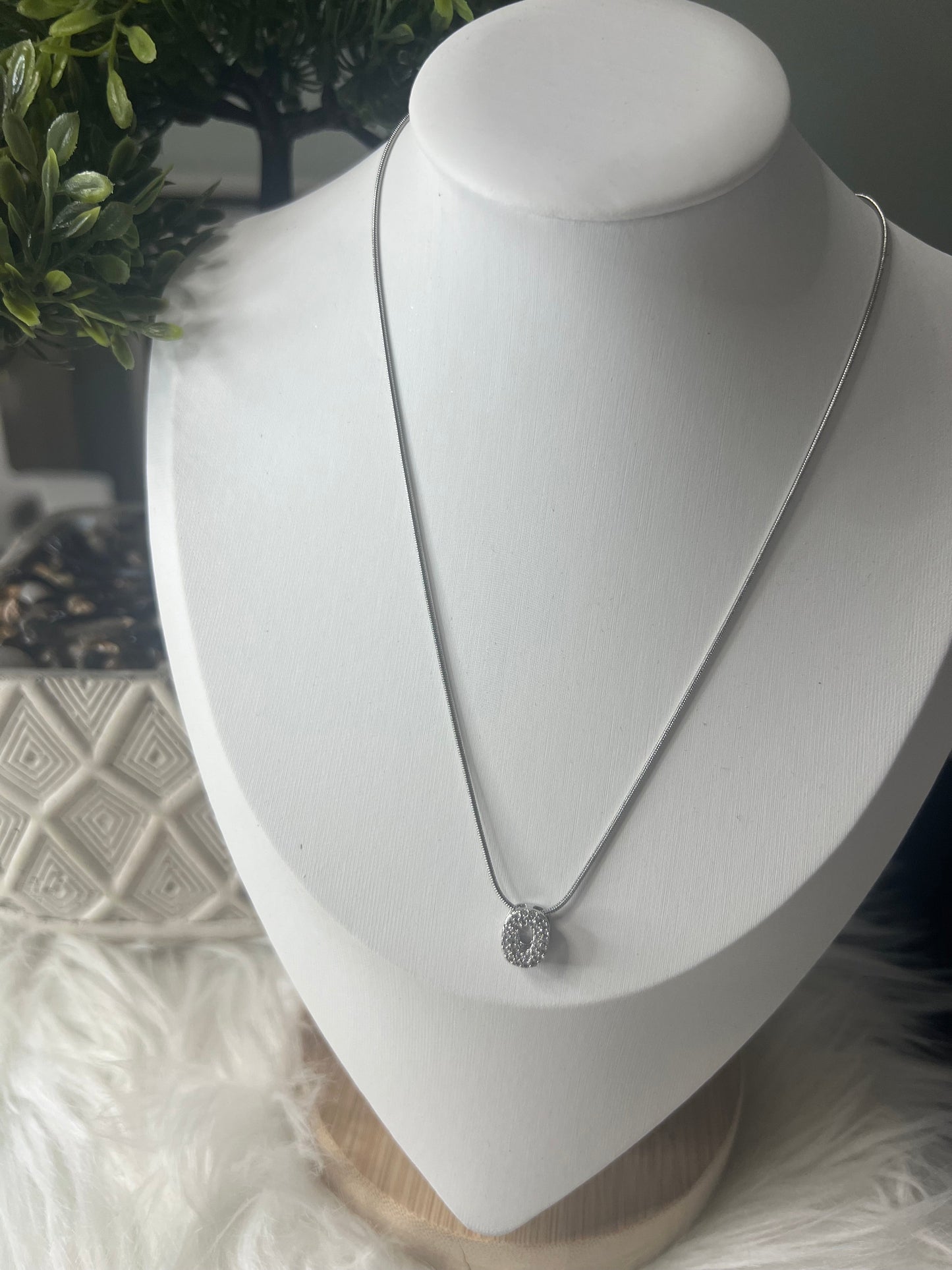Collar Silver Glow “O”