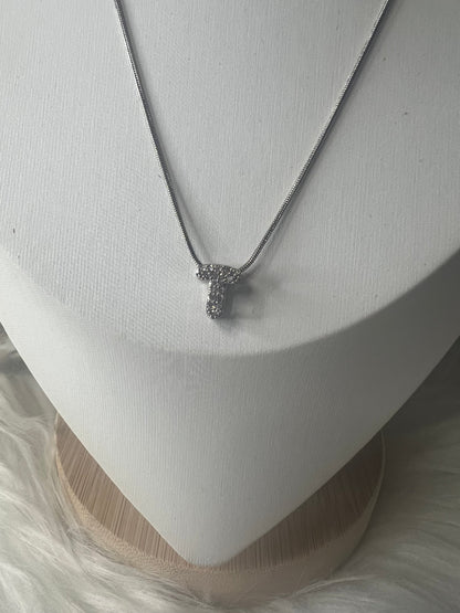 Collar Silver Glow “T”