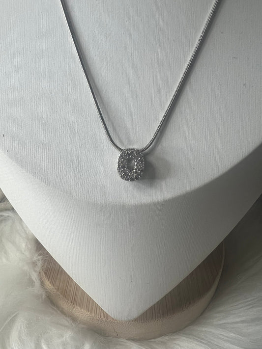Collar Silver Glow “O”