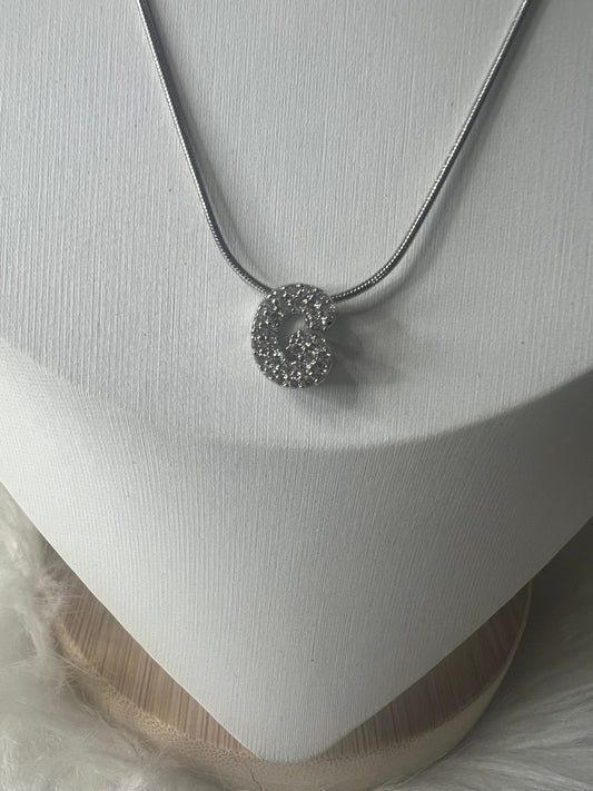 Collar Silver Glow “G”