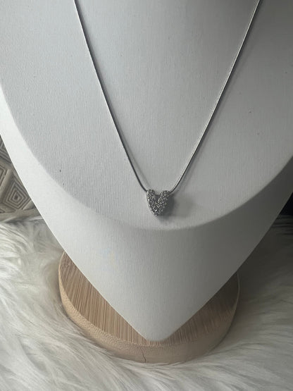 Collar Silver Glow “V”
