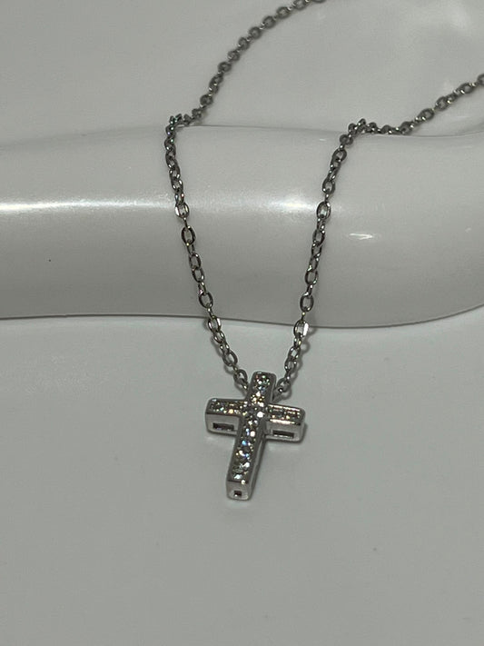 Collar Cruz Brillante
