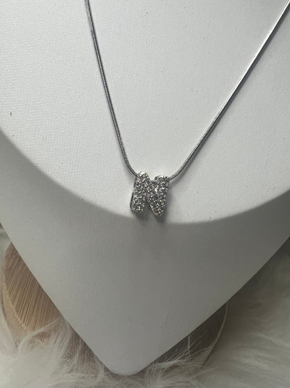 Collar Silver Glow “N”