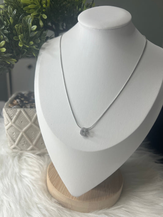 Collar Silver Glow “C”