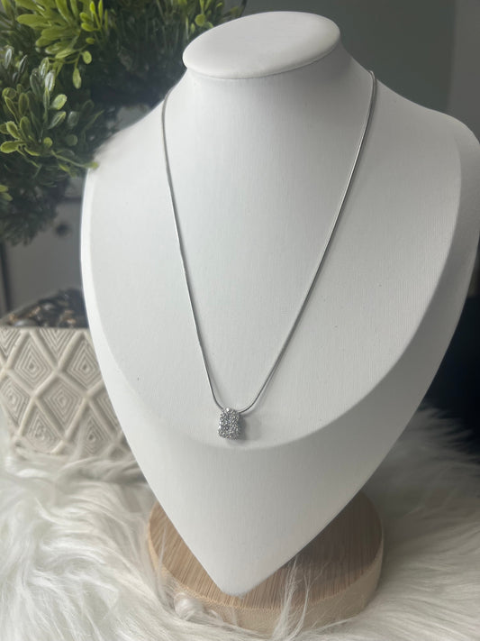 Collar Silver Glow “B”